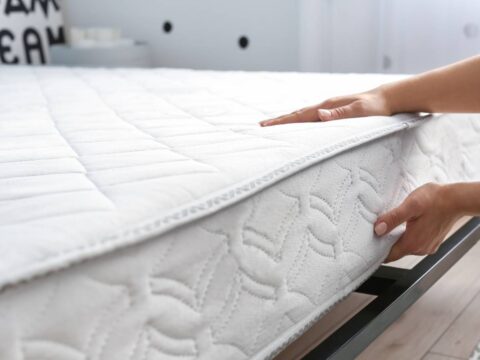 Steam cleaning mattress